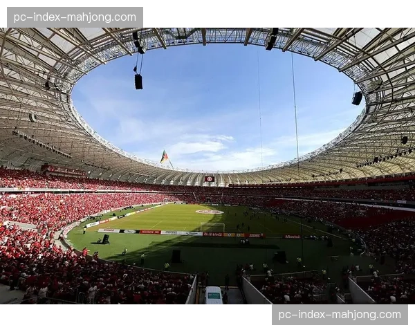 幕后：伯纳乌球场全新可开合草坪系统完成最终测试，确保赛事密集期场地质量