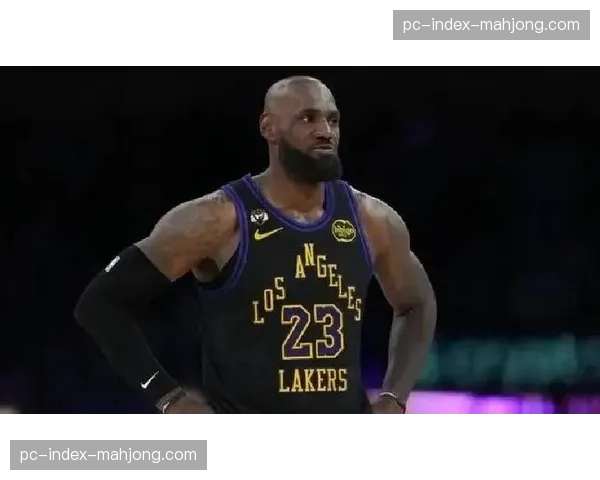 勒布朗詹姆斯连续三场三双，41岁老将重新证明核心价值